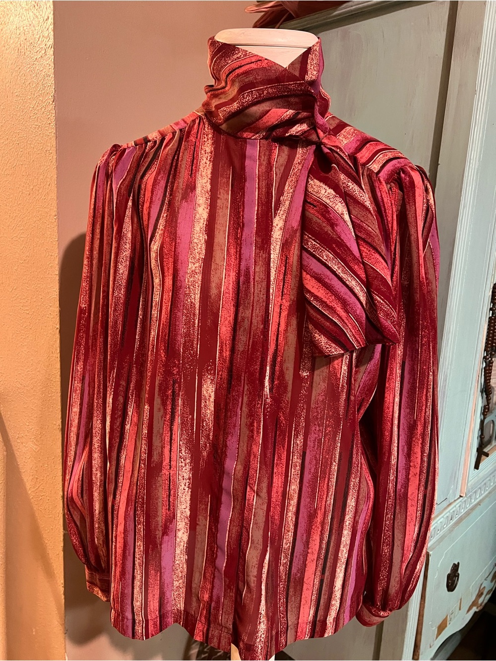 VTG Catalina California 70s Long Sleeve Built In Scarf Detail  Semi Sheer Sz 16